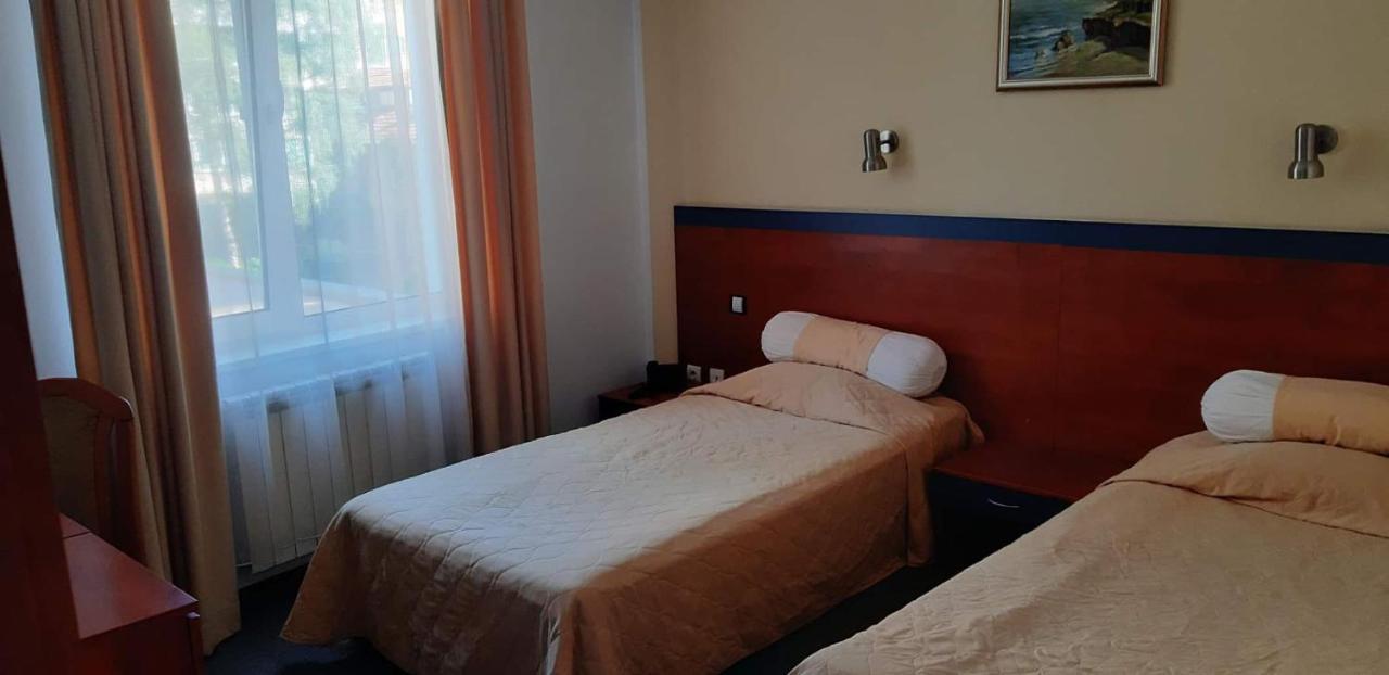 Hotel Latinka صوفيا المظهر الخارجي الصورة